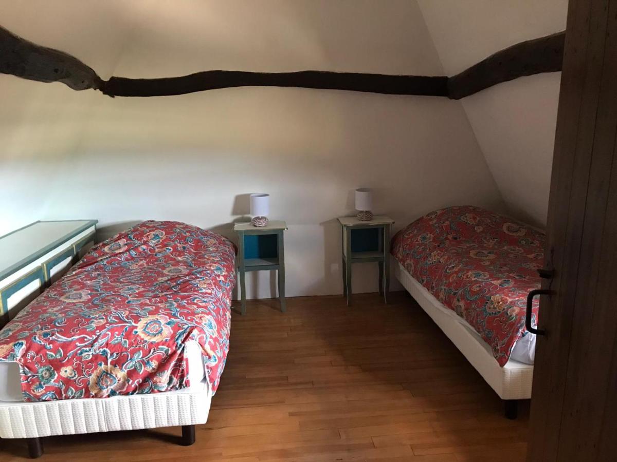 La Gloriette Gite Situe Dans La Propriete Dun Magnifique Manoir Vatteville Exterior foto