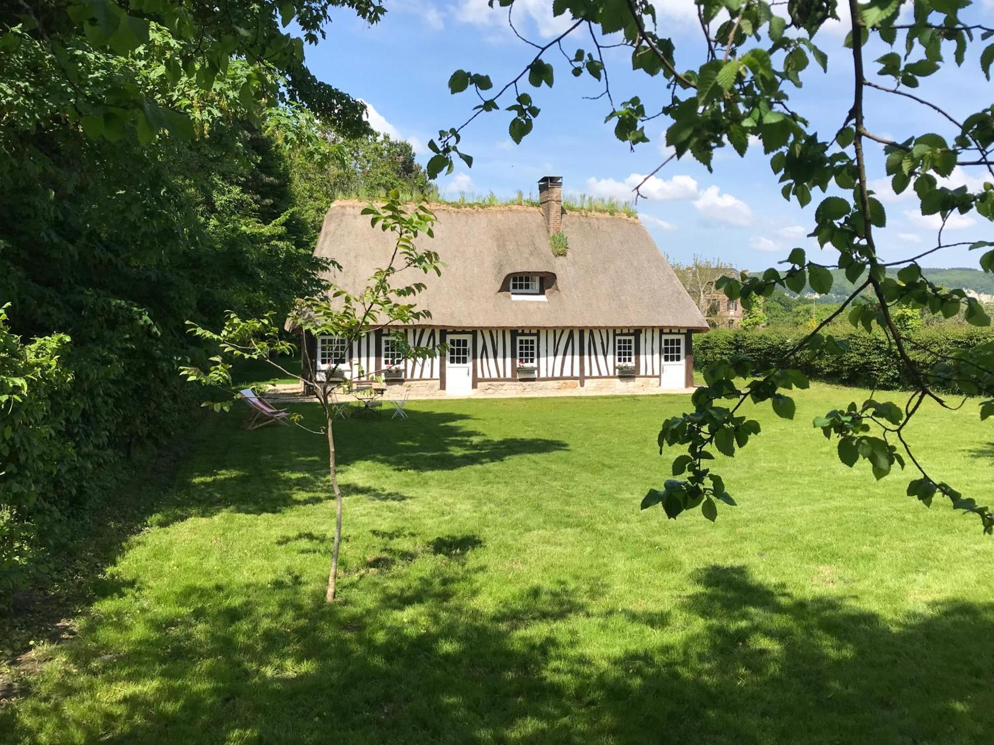 La Gloriette Gite Situe Dans La Propriete Dun Magnifique Manoir Vatteville Exterior foto